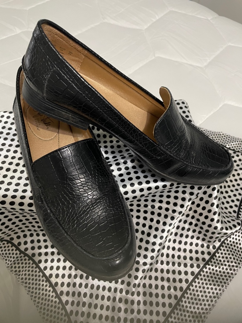 Life Stride Black Croc-Embossed Slip-On Loafers